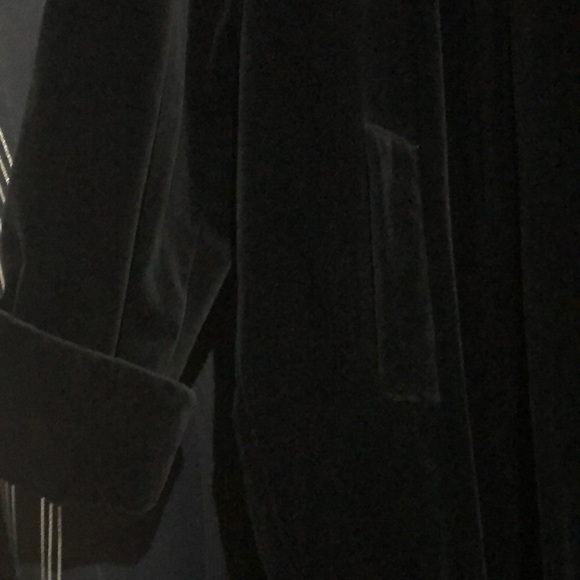 Vintage Black Velvet Evening Coat - Picture 4 of 4